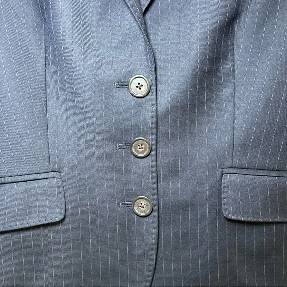J. Crew Navy Pinstripe Blazer women’s 6 classic professional business - Picture 2 of 7